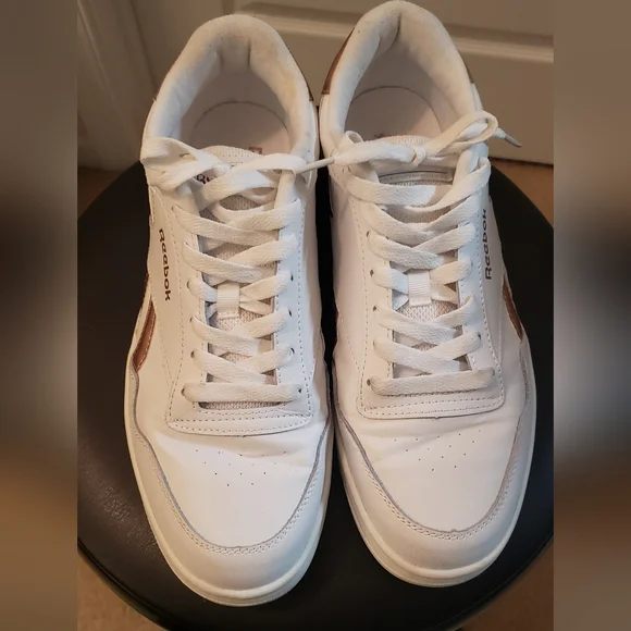 EUC white & rose gold/blush tone Reebok court W (sz 10) - Picture 5 of 8